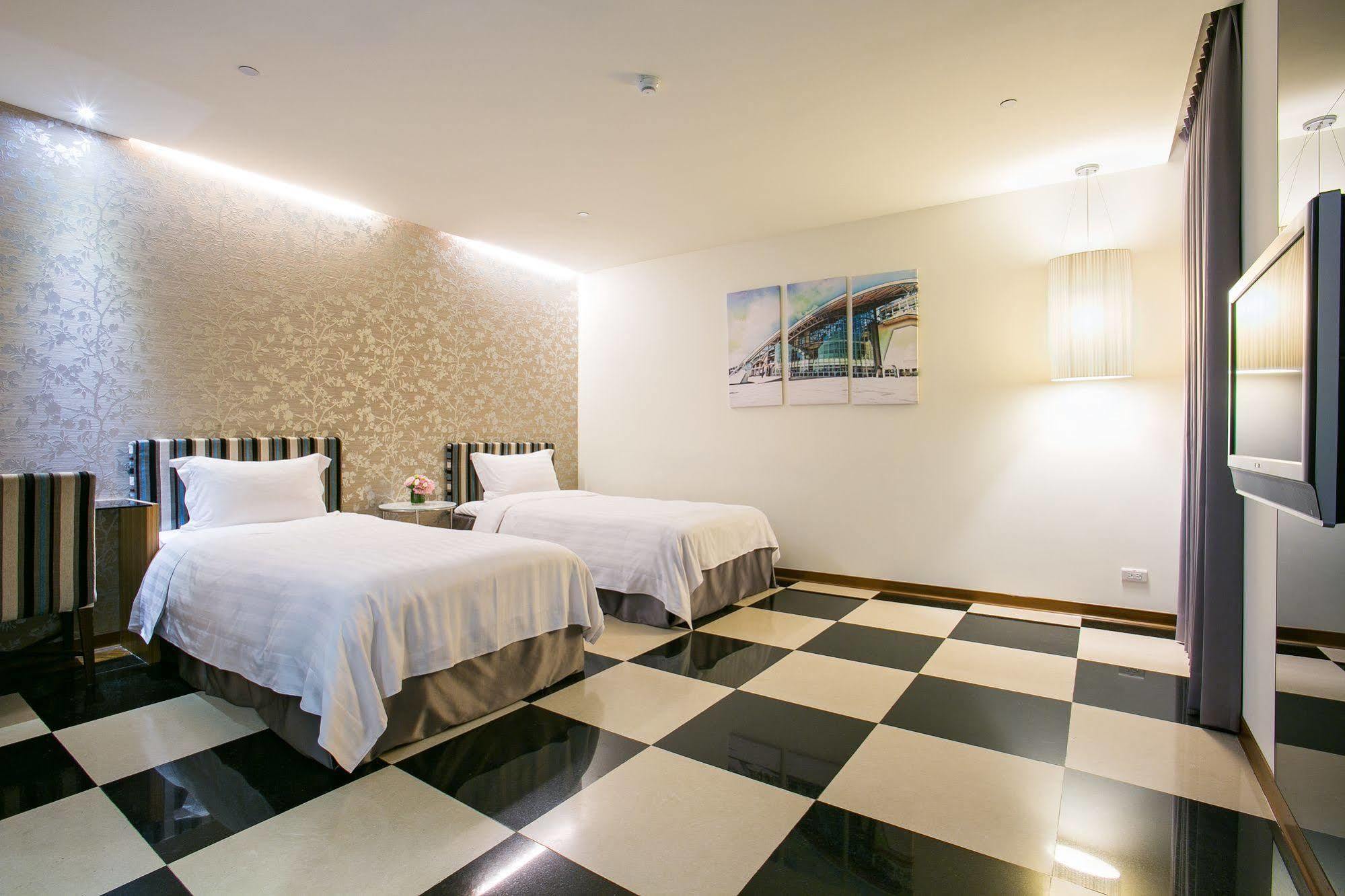 Howard Plaza Hotel Hsinchu Eksteriør billede